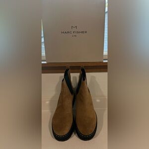 Marc Fisher LTD Padmia Lug Sole Chelsea Boot